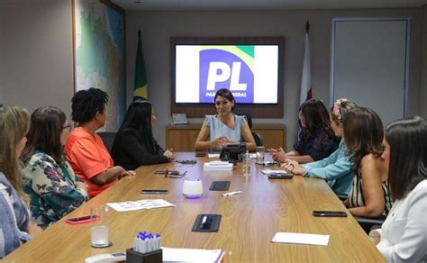 Michelle Bolsonaro Assume A Presid Ncia Do Pl Mulher Disposta A