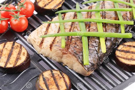 Grilled Fish And Vegetables Stock Photo Image Of Close Food 40287270