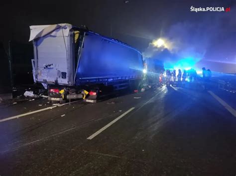 Tragiczny Wypadek Na Autostradzie A Kierowca Scanii Nie Yje