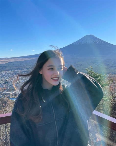 大峰ユリホさんのインスタグラム写真 大峰ユリホinstagram 「富士山綺麗だった🗻」12月10日 20時21分 Lespros