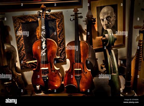 Violin repair workshop Stock Photo - Alamy