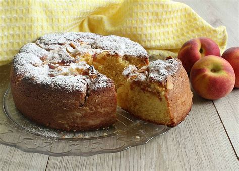 TORTA ALLE PESCHE E AMARETTI Con Mandorle Torta Alle Pesche Ricette