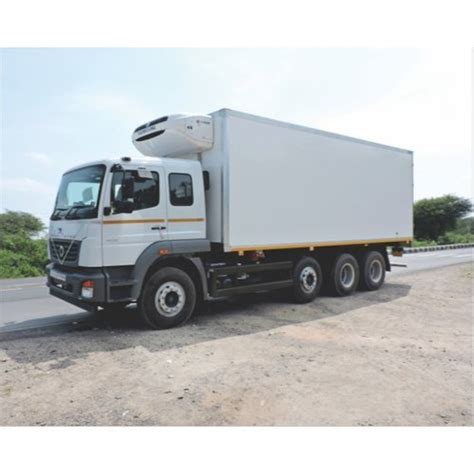 Feet Refrigerated Truck Container Capacity Crate At Rs