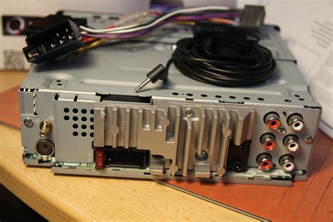 Pioneer MVH-S520DAB Review | Fast Car