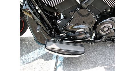 V Rod Floorboard Mount Kit