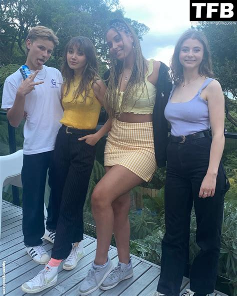 Thomasin McKenzie Nude The Fappening Photo FappeningBook