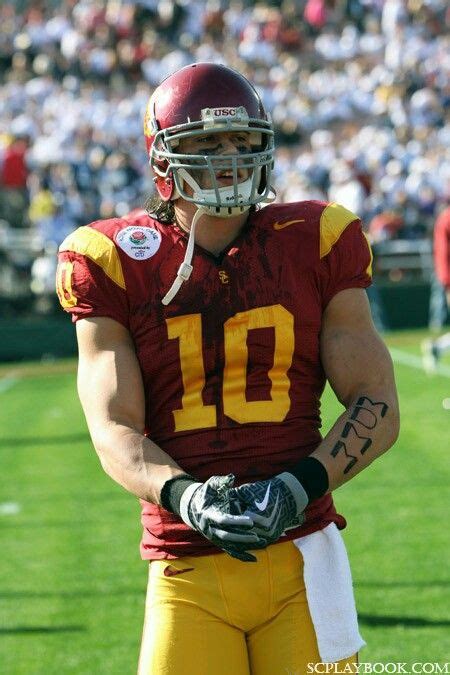 USC Football Brian Cushing | Usc football, Usc trojans football, Usc ...