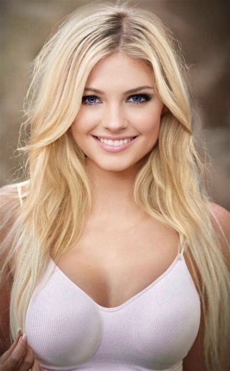 Sexy Smiles In 2022 Blonde Beauty Beauty Girl Beautiful Girl Face
