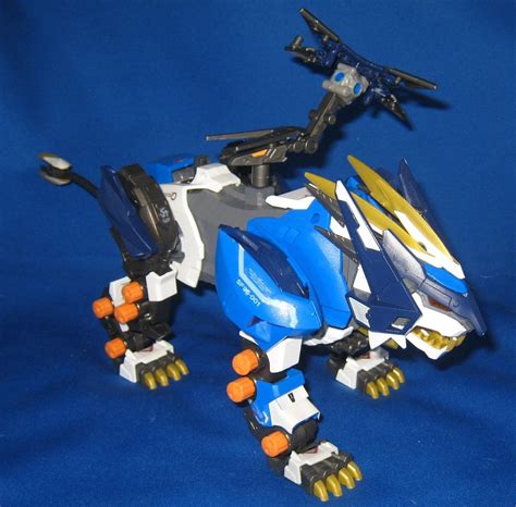 Zoids Blade Hawk Review