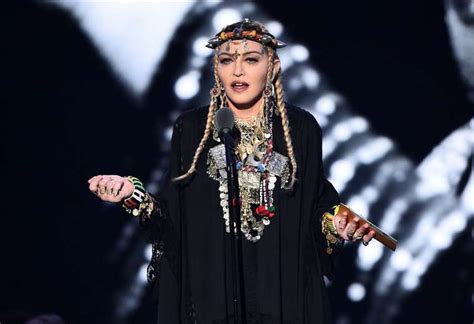 Madonna hospitalizada de urgencia por grave infección bacteriana Teletica