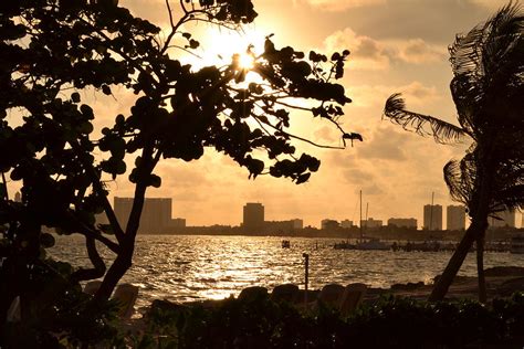 Sunrise Cancun Mexico Photograph By Wayne Pellenberg Pixels