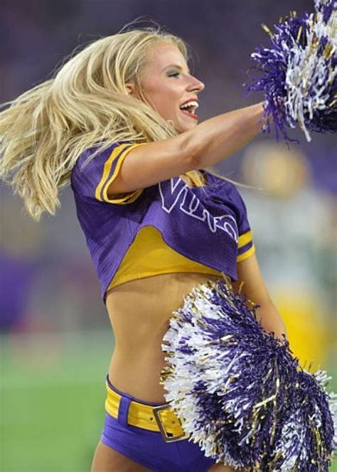 Minnesota Vikings Vikings Cheerleaders Nfl Cheerleaders Vikings