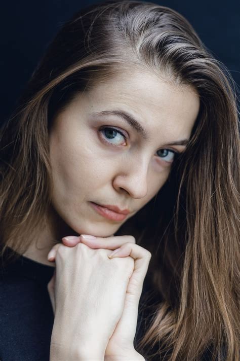 Доминика Вало - смотреть фильмы и сериалы онлайн
