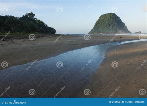 Beautiful View on Pulau Merah Beach Stock Image - Image of summer ...