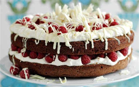 showstopping cakes goodtoknow