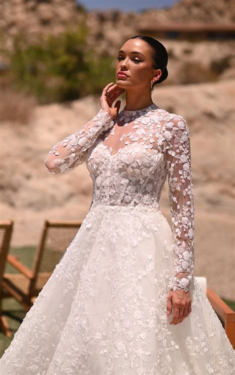 Designer Lace Wedding Dresses With Sleeves