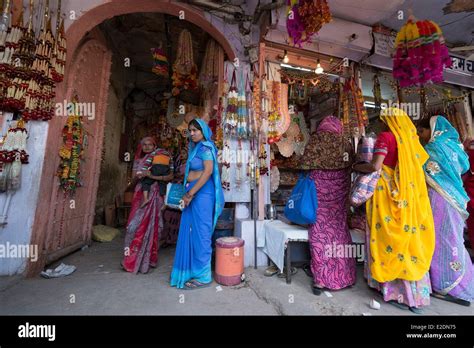 India Rajasthan State Jaipur The Market Johari Bazar Stock Photo Alamy