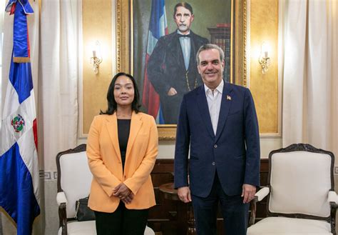 Fotos Presidenciard Presidente Luis Abinader Recibe Visita De