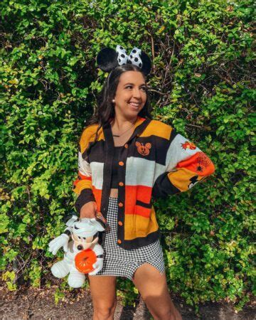 14 Disney Halloween Outfits Perfect For A Spooktacular Time - That ...