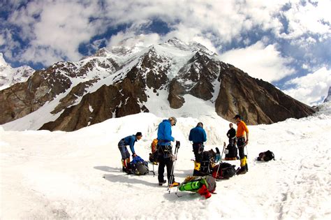 K2 climbing weather is excellent as team prepares for rotation