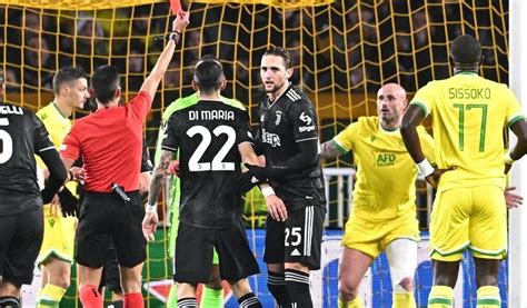 Vid O Fc Nantes Juventus Turin Le Carton Rouge S V Re Re U Par