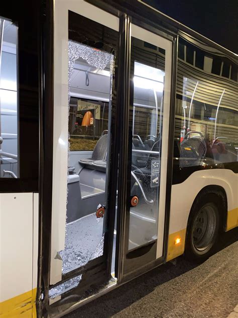 Stadt Schaffhausen SH Kollision Zwischen Auto Und Linienbus