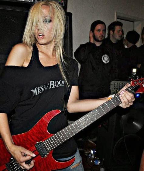 HOT METAL CHICKS Volume 1 I Scream SLAYER