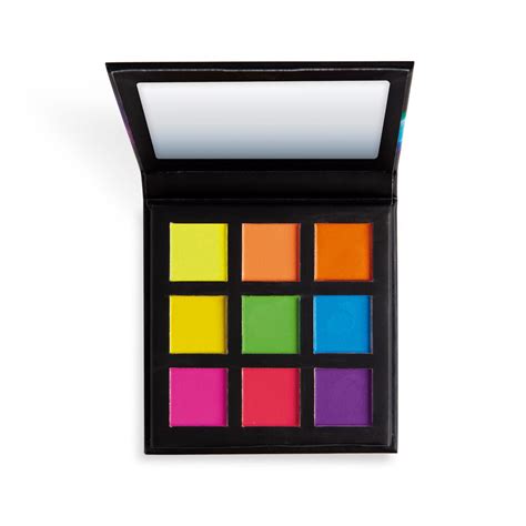 Paleta De Sombras Colores Magicstudio