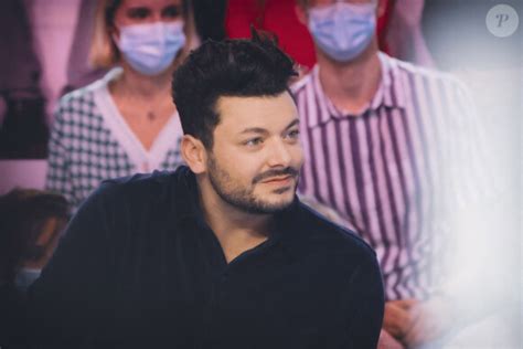 Photo Exclusif Kev Adams Sur Le Plateau De L Mission Tpmp Touche