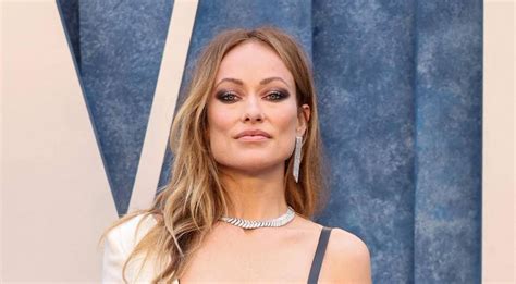 Olivia Wilde En Bra De Cuero Asiste A La Fiesta De Vanity Fair