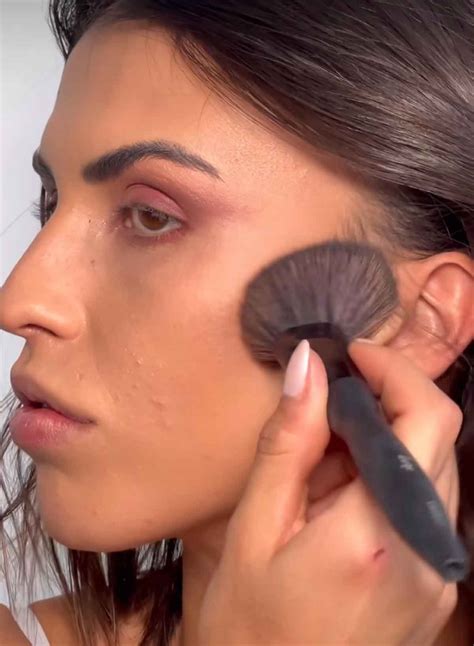 Sofía Suescun tiene el make up rosa más romántico para San Valentín