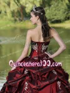 Custom Made Burgundy Quinceanera Dress Party Wear With Satin Embroidery