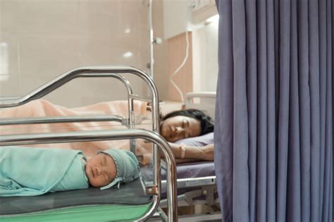 Tumpah Darah Lepas Bersalin Memang Memenatkan Nyawa Ibu Pun Boleh Jadi