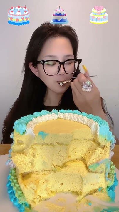 Asmr🍰eating Yellow Cream Retro Cake🍰 Soft And Waxy Sound 크림丨먹방丨mukbang丨satisfying丨eatingsho