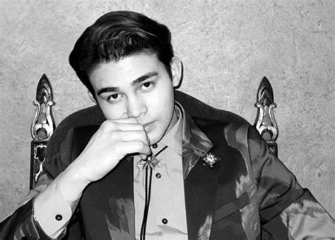 Mahahalay Na Litrato Ni Inigo Kumalat Nag Trending Sa Gay Websites Pilipino Star Ngayon