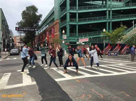 Fenway Park Scavenger Hunt - Boston Team Building - Strayboots