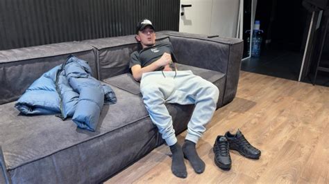 Dude Jerked Off After College Pornhub Gay