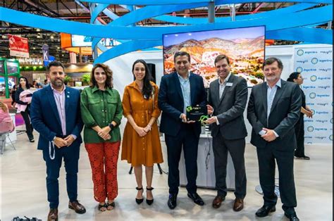 Wtm Brasil Entreg Reconocimiento A Ricardo Sosa Por La Promoci N De