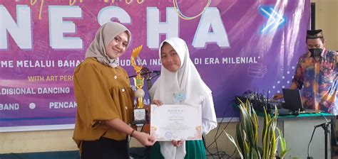 Juara Harapan 1 Kategori Lomba Musikalisasi Puisi GANESHA 2022