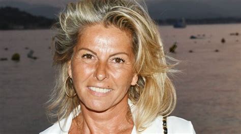 Caroline Margeridon en froid avec sa mère jusqu à sa mort elle fait