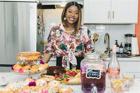 10 Simple Tips For Hosting A Spring Inspired Bougie Brunch On A Budget