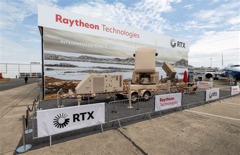 Raytheon demostró las capacidades del nuevo radar GhostEye MR para los