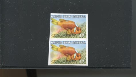 Papua New Guinea Scott 659 Fish Imperforate Miss Cut Pair Mint Never