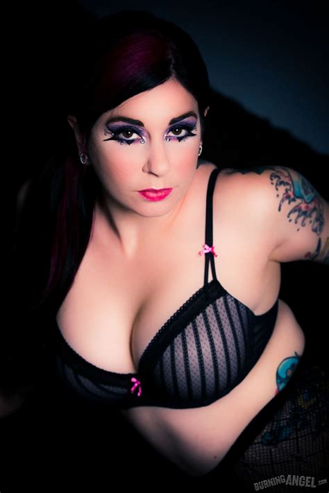 Joanna Angel Exposing Her Pussy Through Fishnets 15 Photos