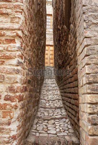 The Narrowest Alley In Italy 이미지 186878644 게티이미지뱅크