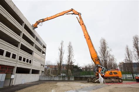 VIDÉO JO 2024 à Paris un parking démoli Porte de la Chapelle pour