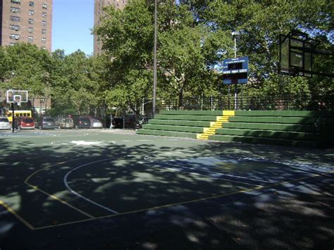 Holcombe Rucker Park : NYC Parks