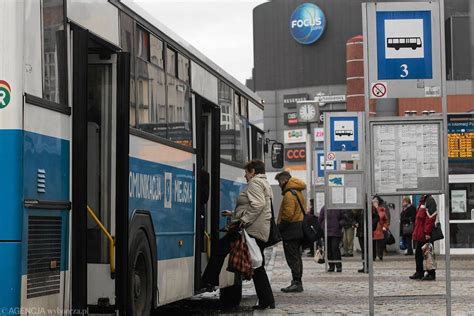 Nowy rozkład jazdy autobusów w Rybniku Łatwiej dojechać do szpitala w