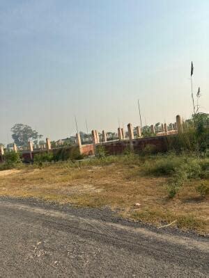 Residential Land Plot For Sale In Yamuna Expressway Authority Plots