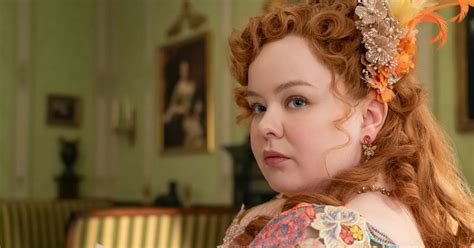 Bridgerton S Nicola Coughlan Revealed She Specifically Asked To Be Very Naked For Steamy